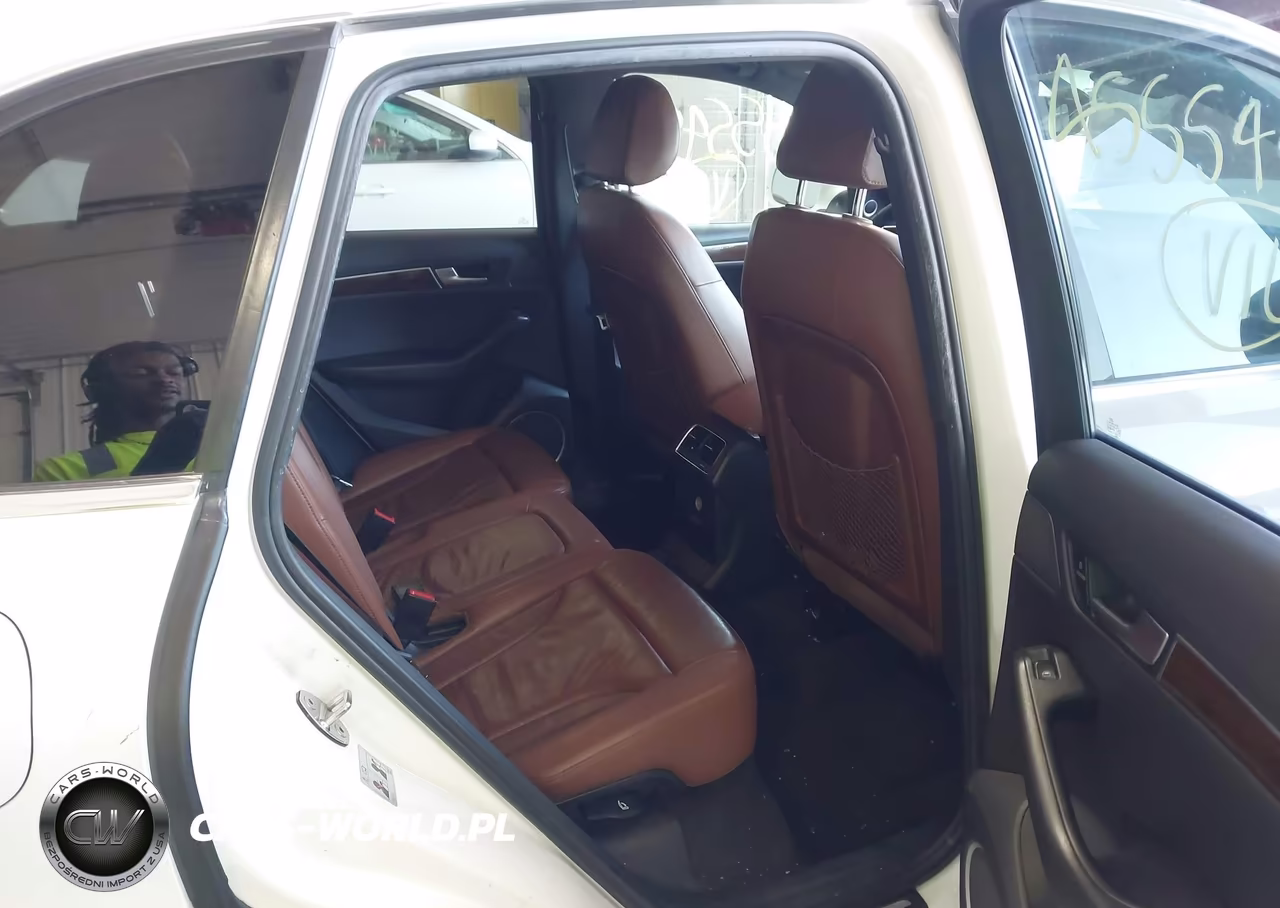 2011 Audi Q5 2.0T Premium VIN:WA1LFAFP3BA052378 - 8