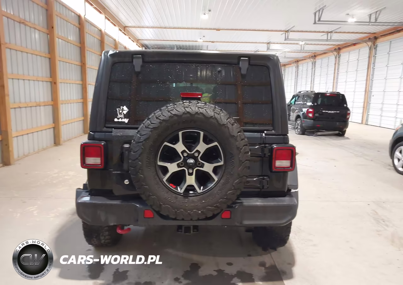 2018 Jeep Wrangler Unlimited Rubicon 4X4 VIN:1C4HJXFN2JW141596 - 17