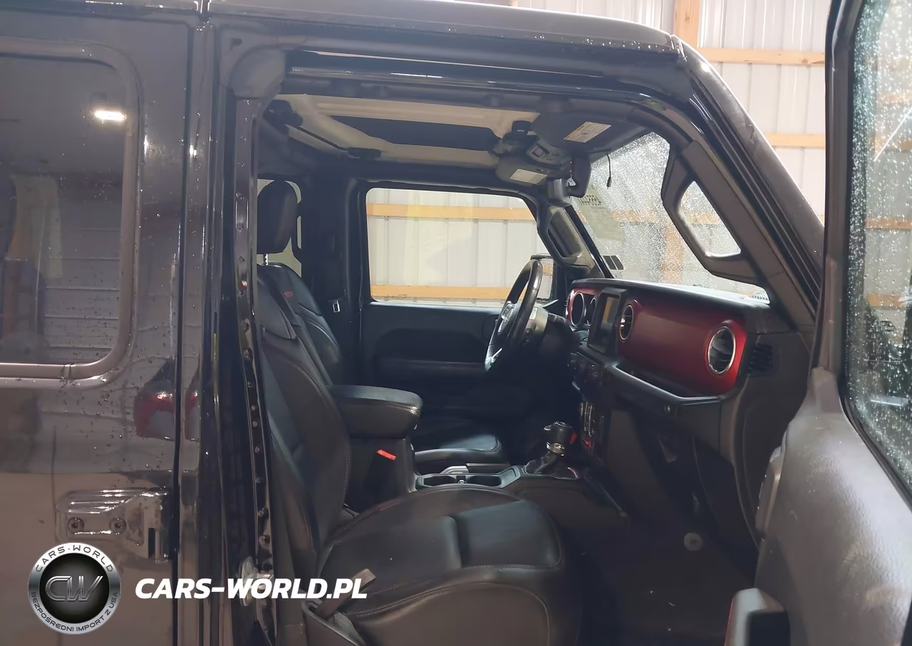2018 Jeep Wrangler Unlimited Rubicon 4X4 VIN:1C4HJXFN2JW141596 - 5