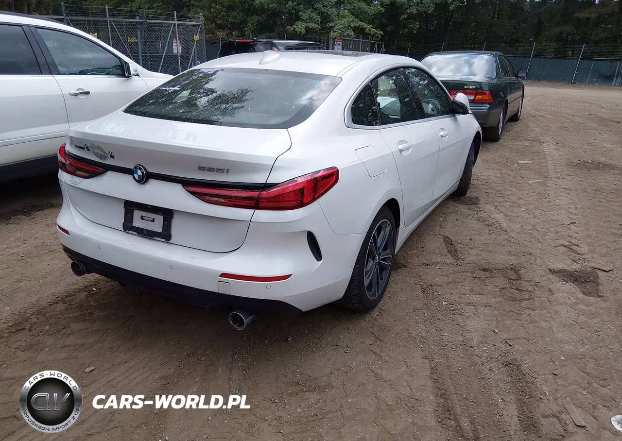 2022 BMW 228 Gran Coupe I xDrive VIN:WBA73AK06N7K67728 - 4