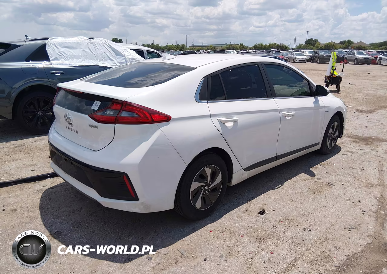 2017 Hyundai Ioniq Hybrid Sel VIN:KMHC75LCXHU030344 - 4
