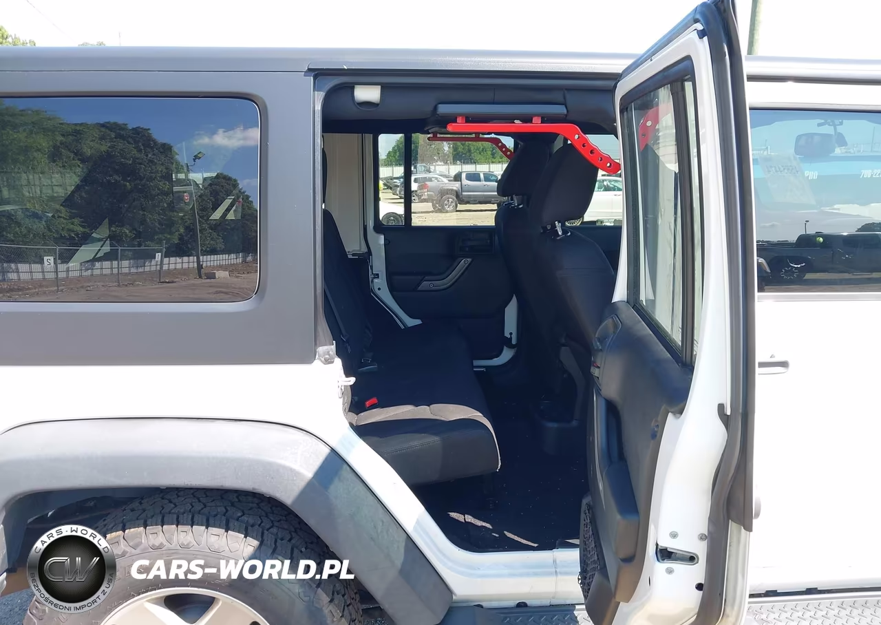 2016 Jeep Wrangler Unlimited Sport VIN:1C4BJWDG4GL139010 - 8