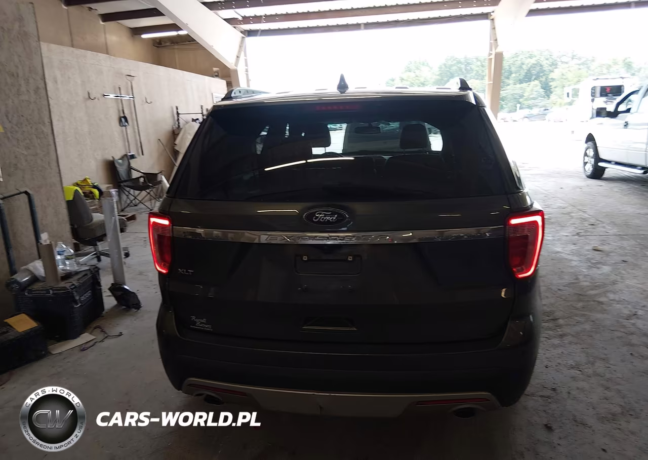 2017 Ford Explorer Xlt VIN:1FM5K7D84HGA84265 - 16