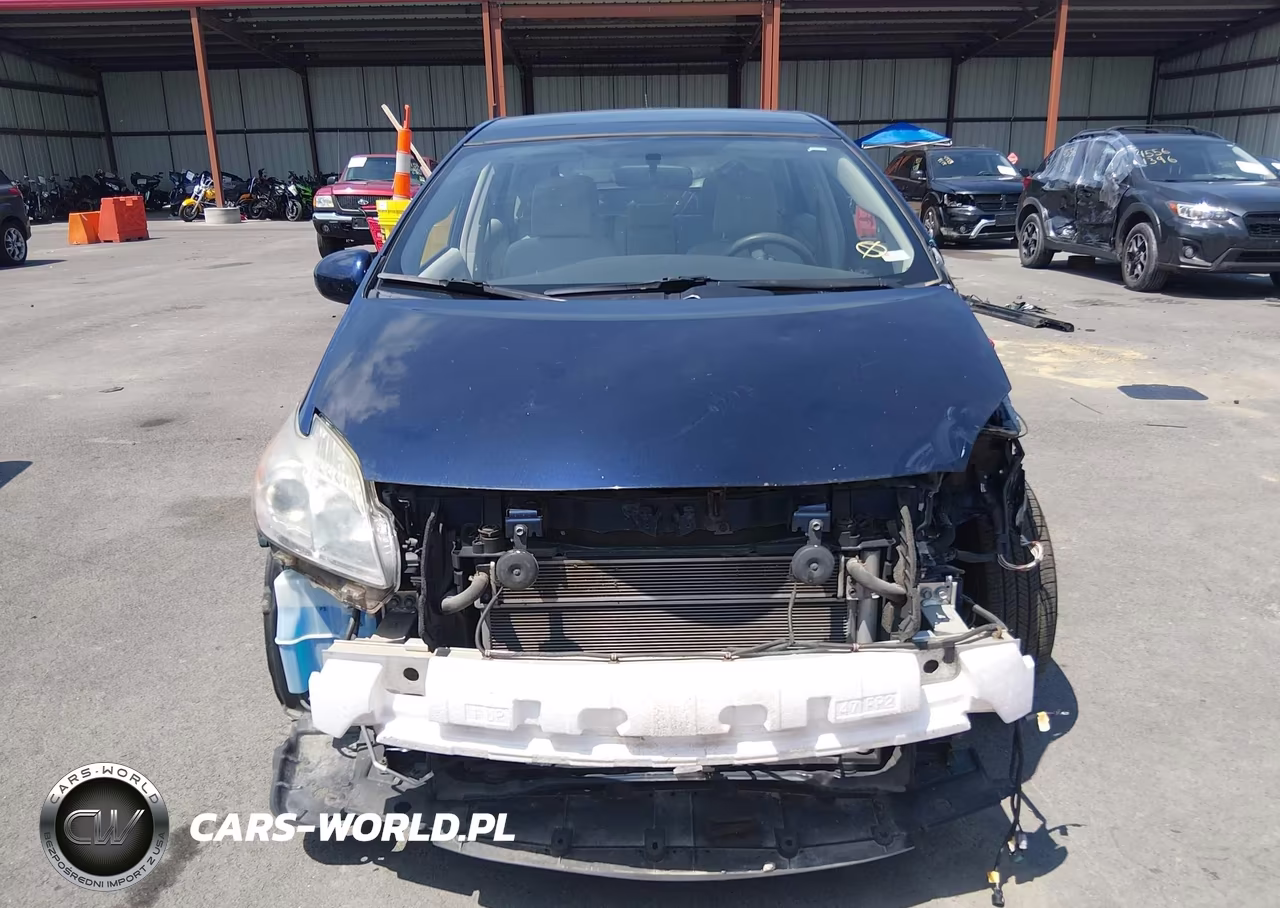 2013 Toyota Prius Three VIN:JTDKN3DU5D1623932 - 13
