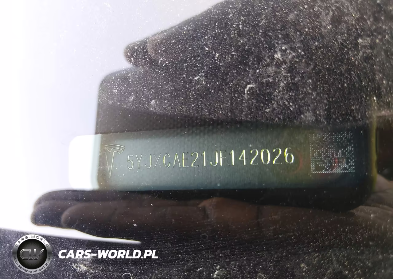 undefined VIN:5YJXCAE21JF142026 - 9