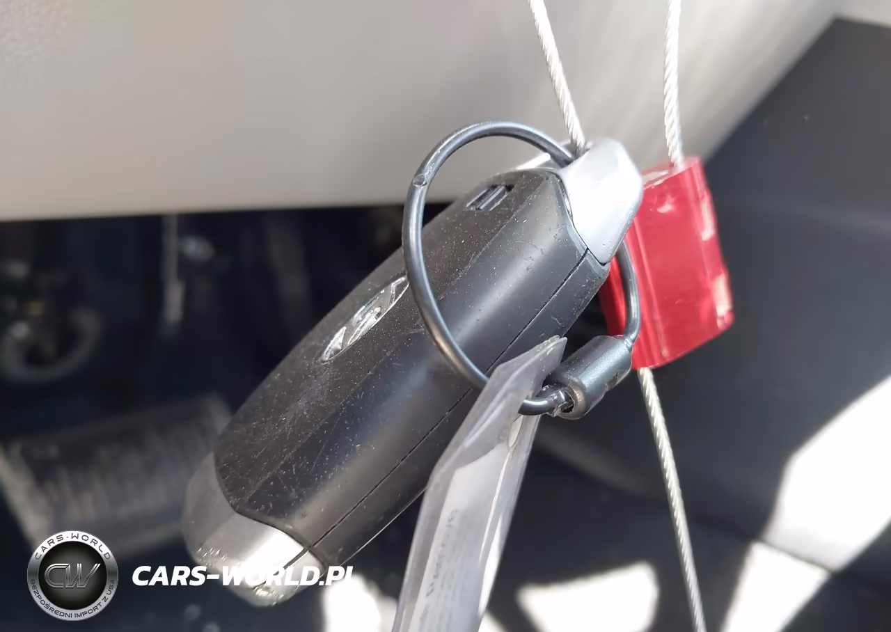 2025 Hyundai Venue Sel VIN:KMHRC8A35SU350642 - 11