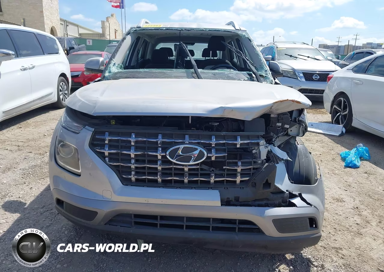 2025 Hyundai Venue Sel VIN:KMHRC8A35SU350642 - 13