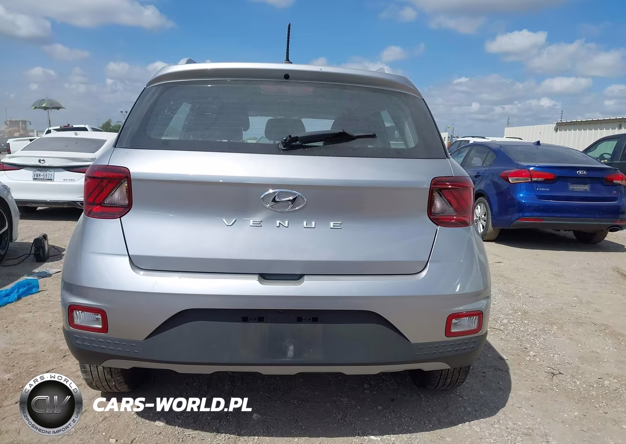2025 Hyundai Venue Sel VIN:KMHRC8A35SU350642 - 17