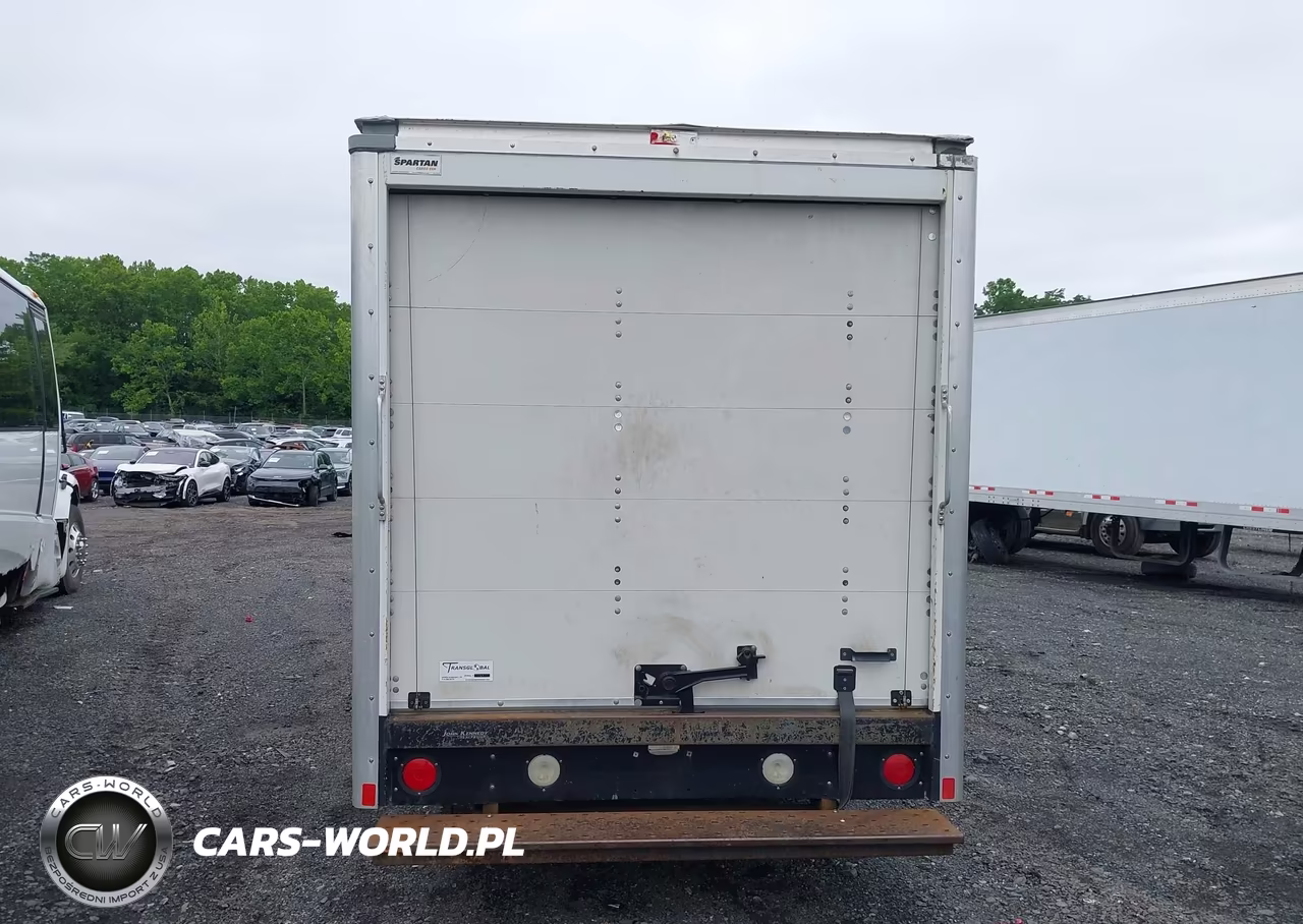 2015 Ford E-350 Cutaway VIN:1FDWE3FL5FDA13872 - 18