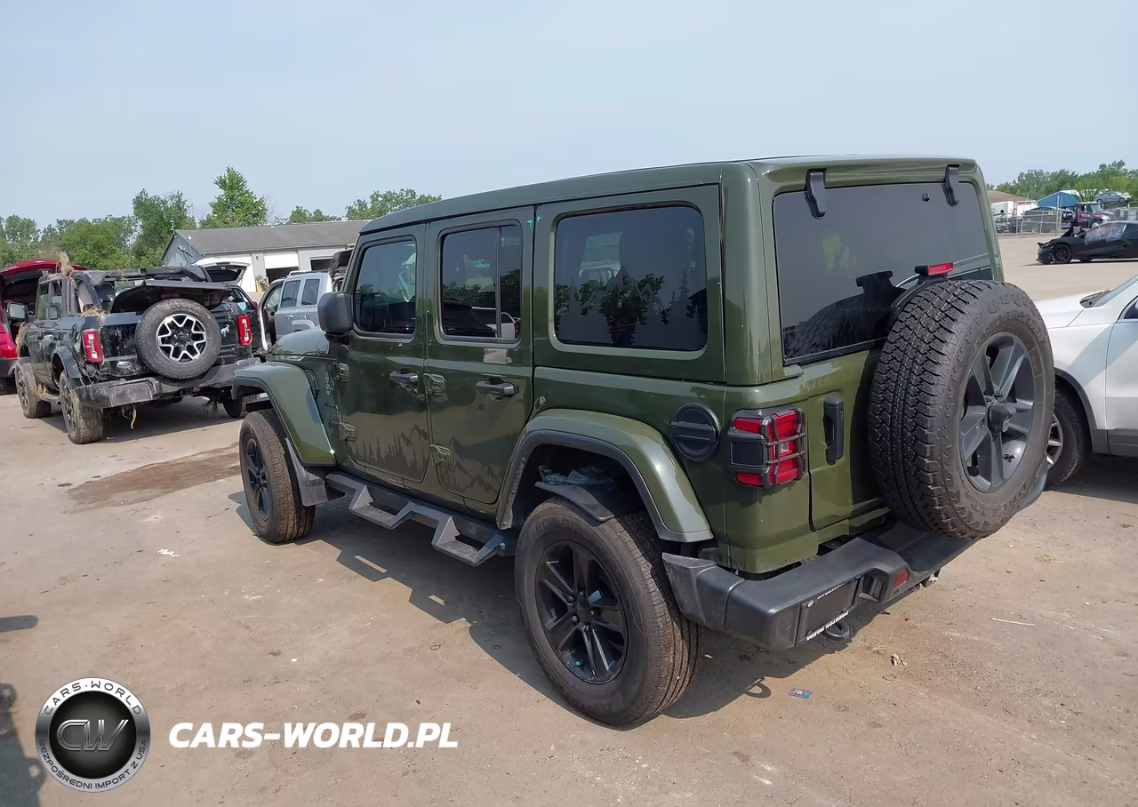 2021 Jeep Wrangler Unlimited Sahara VIN:1C4HJXEGXMW622459 - 3