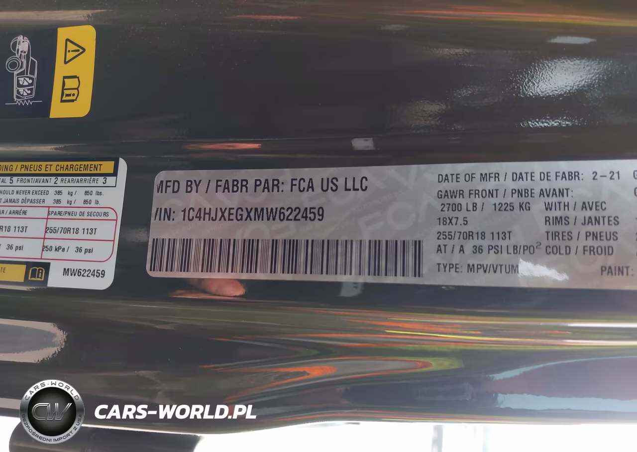 2021 Jeep Wrangler Unlimited Sahara VIN:1C4HJXEGXMW622459 - 9