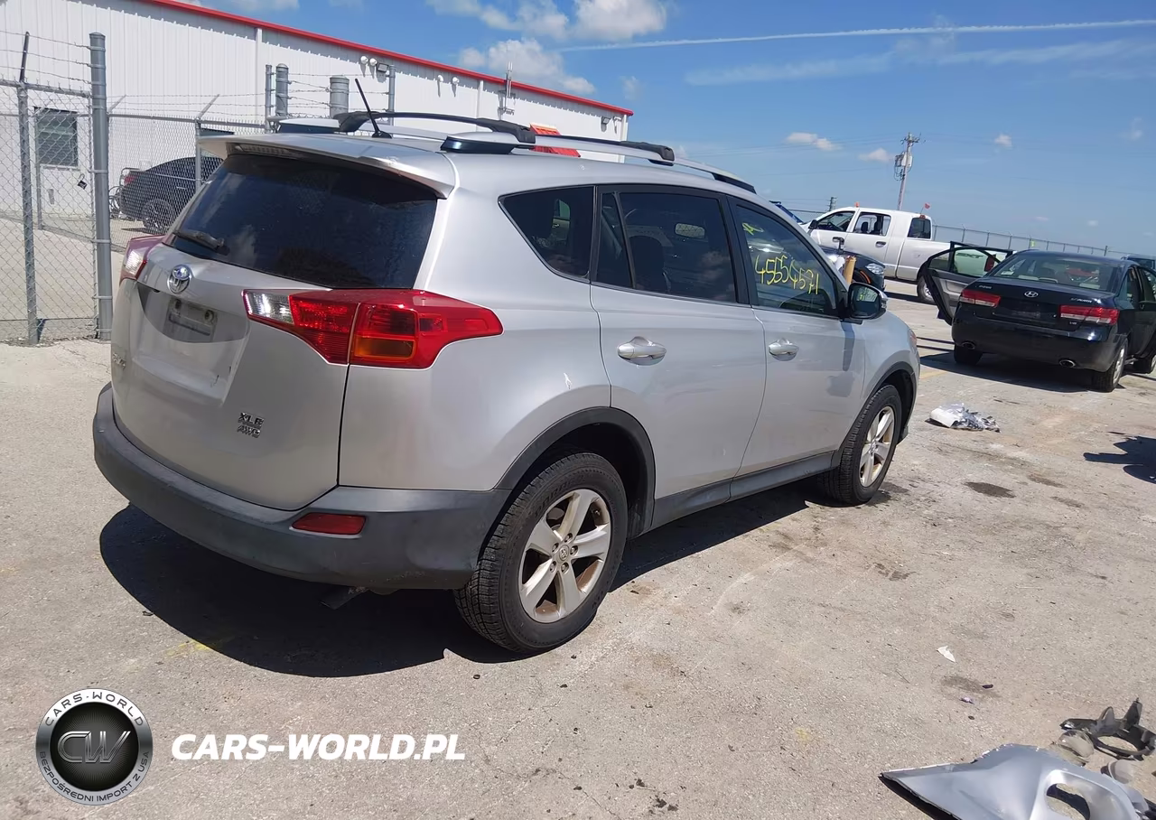 2013 Toyota Rav4 Xle VIN:JTMRFREV5D5013981 - 4