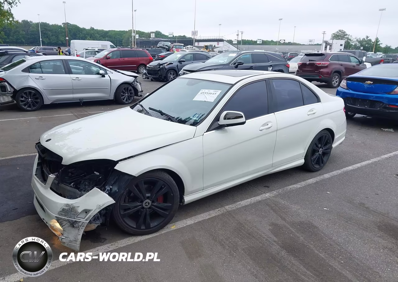 2009 Mercedes-Benz C 300 Luxury 4Matic-Sport 4Matic VIN:WDDGF81XX9F267248 - 2
