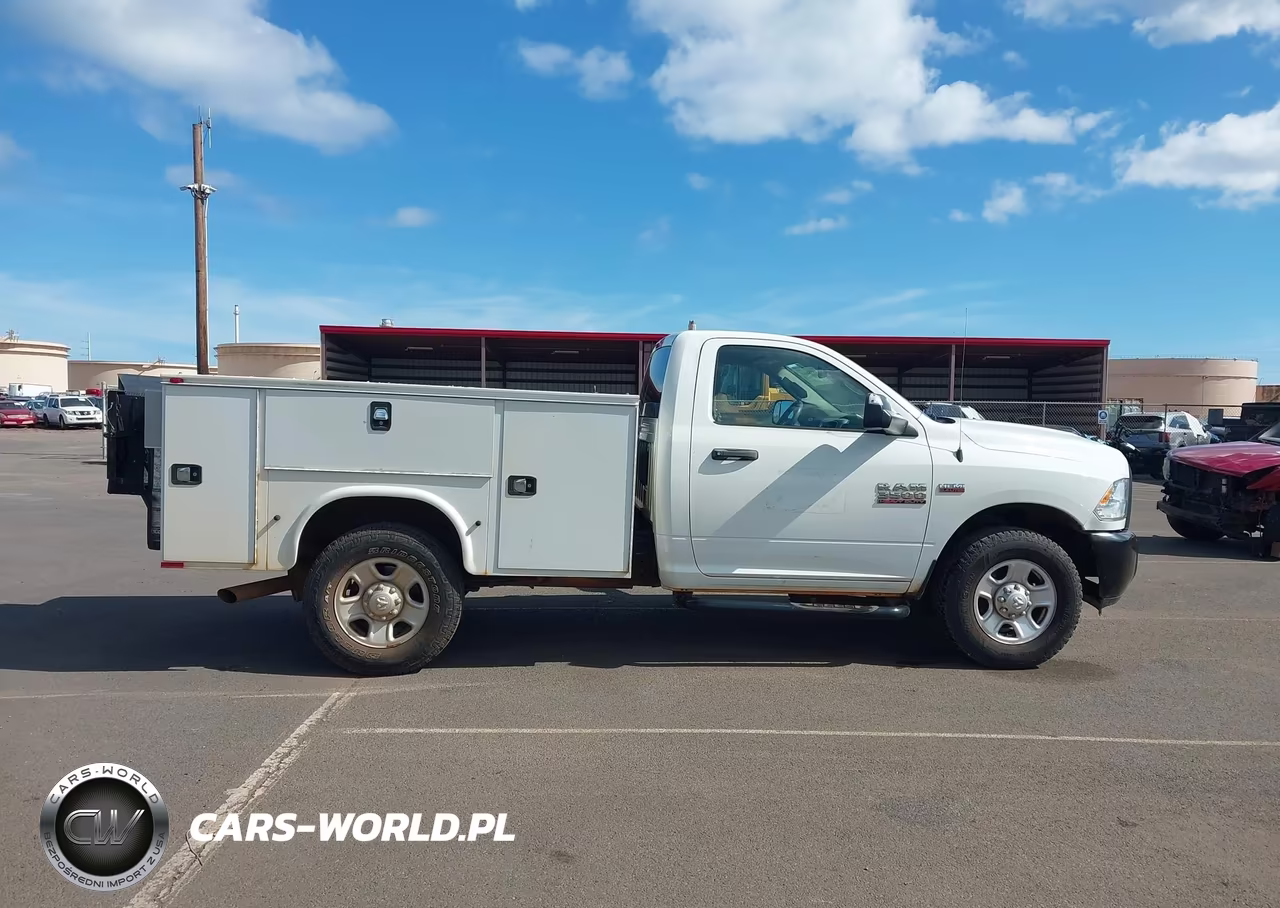 2018 Ram 3500 VIN:3C7WR2AJ4JG412506 - 14
