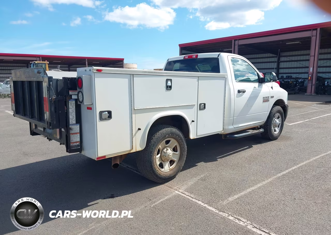 2018 Ram 3500 VIN:3C7WR2AJ4JG412506 - 4