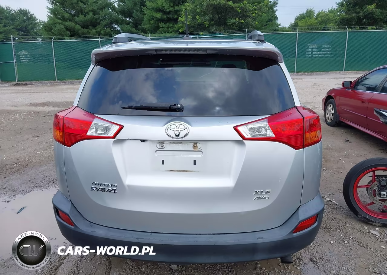 2013 Toyota Rav4 Xle VIN:2T3RFREV2DW100486 - 17