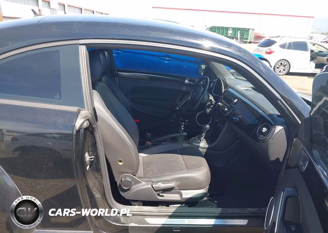 2012 Volkswagen Beetle 2.5L VIN:3VWJP7AT5CM606698 - 5