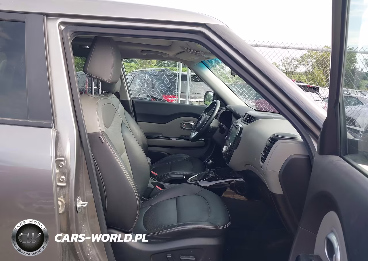 2017 Kia Soul + VIN:KNDJP3A58H7444404 - 5