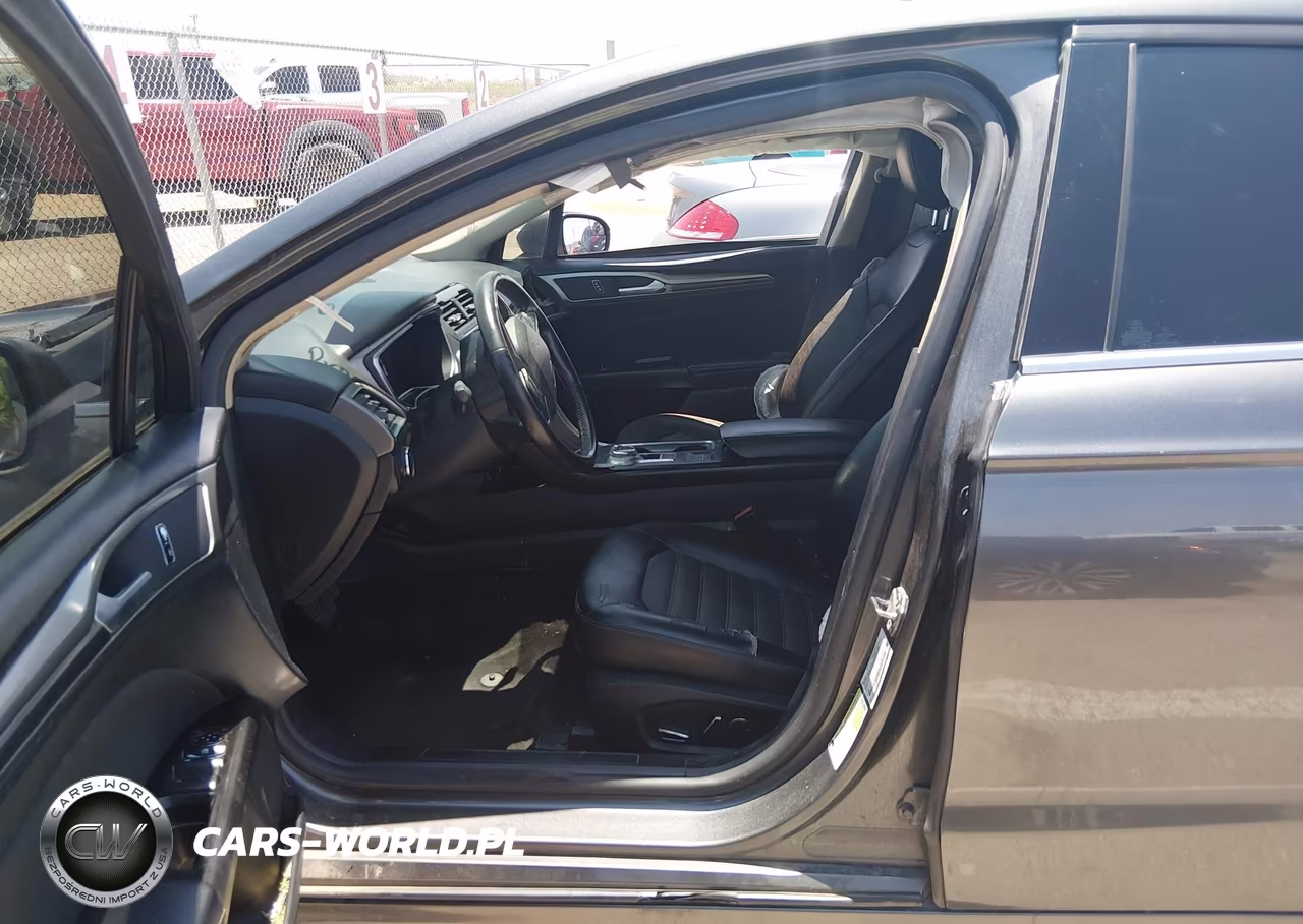 2017 Ford Fusion Se VIN:3FA6P0H7XHR322332 - 5