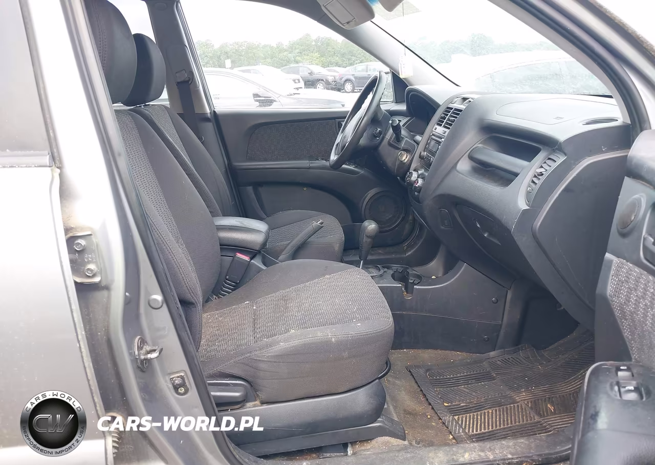 2007 Kia Sportage Lx VIN:KNDJF724377357735 - 5