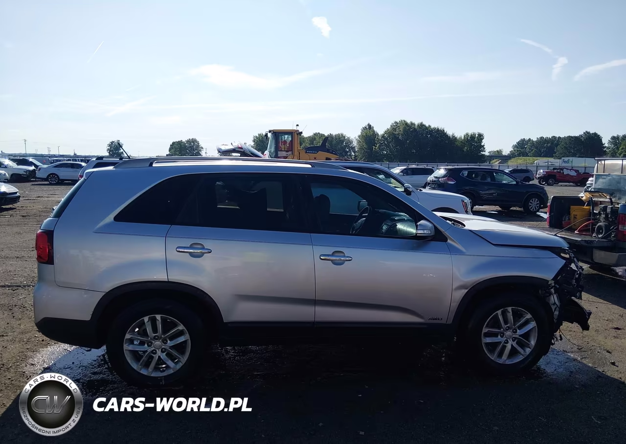 2015 Kia Sorento Lx VIN:5XYKTCA63FG612359 - 14