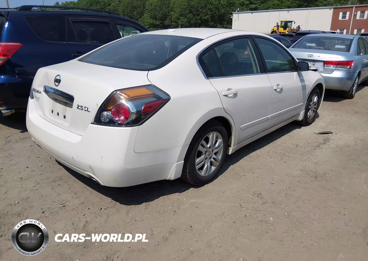 2012 Nissan Altima 2.5 S VIN:1N4AL2AP8CN411940 - 4