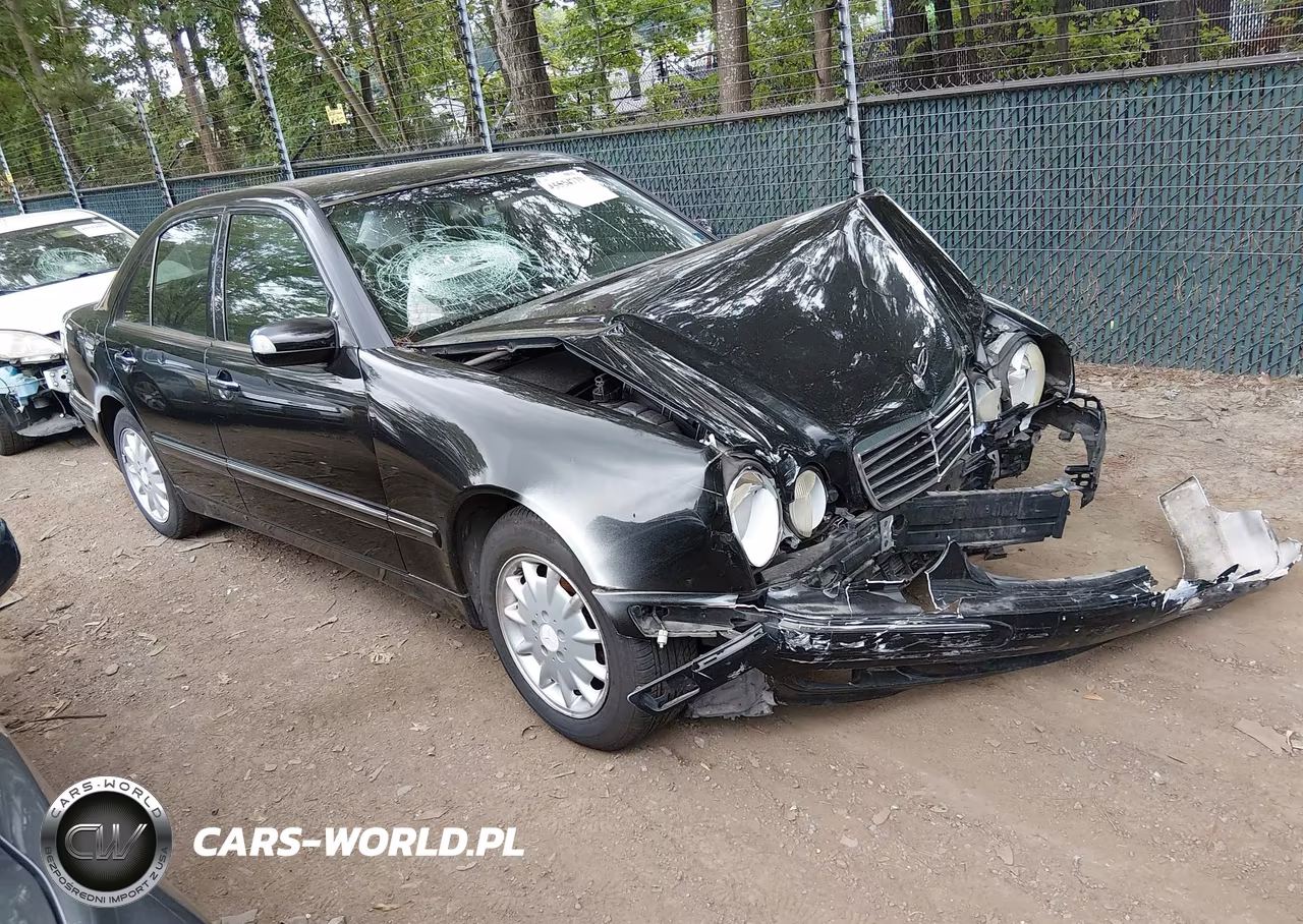 2001 Mercedes-Benz E 320