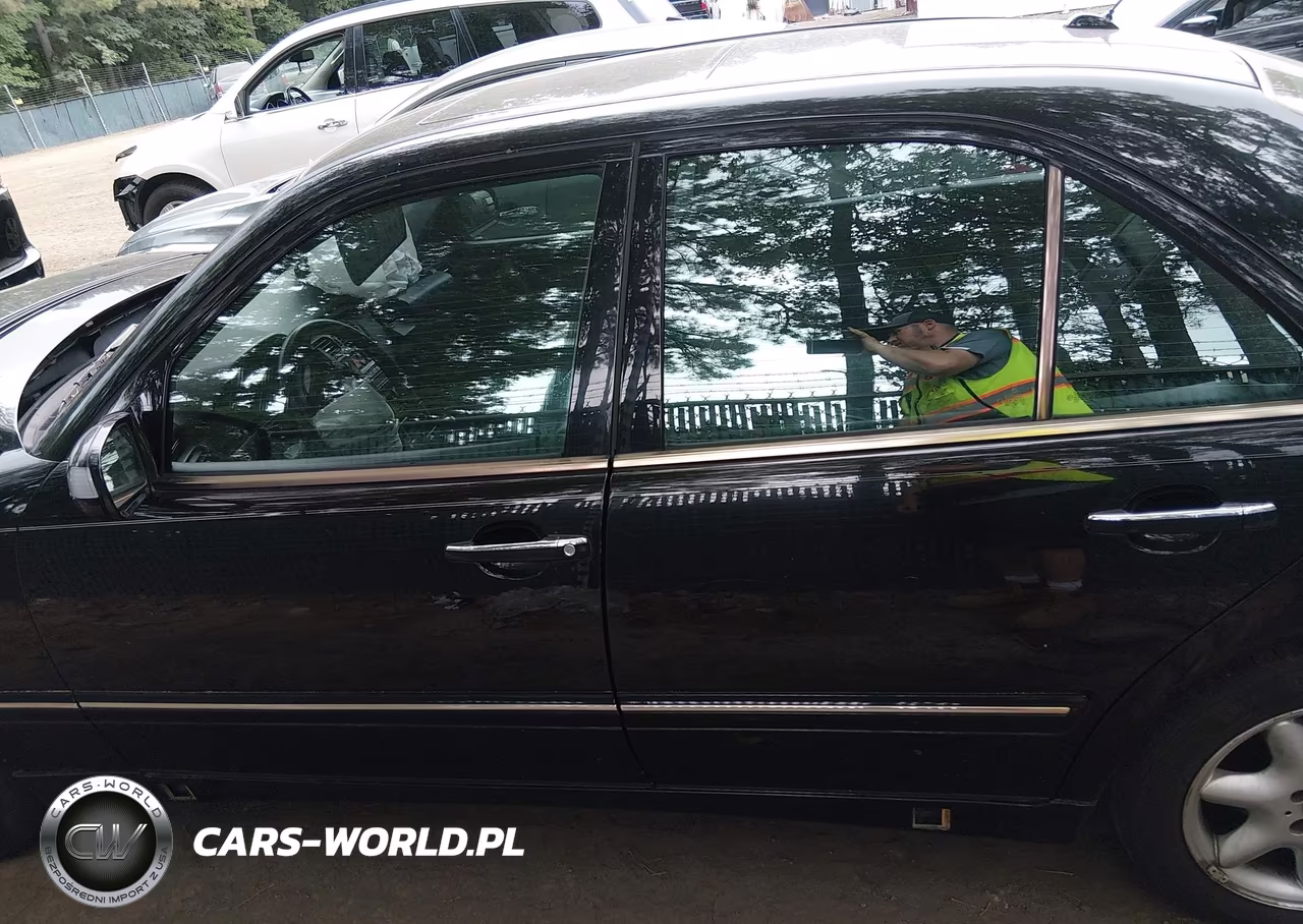 2001 Mercedes-Benz E 320 VIN:WDBJF65J61B252508 - 15