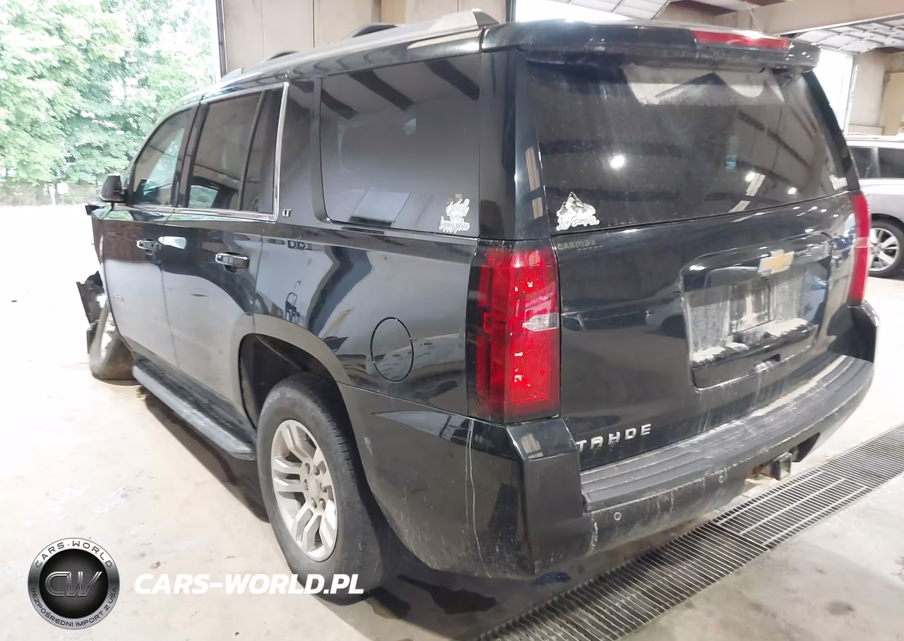 2018 Chevrolet Tahoe Lt VIN:1GNSKBKC6JR215330 - 3