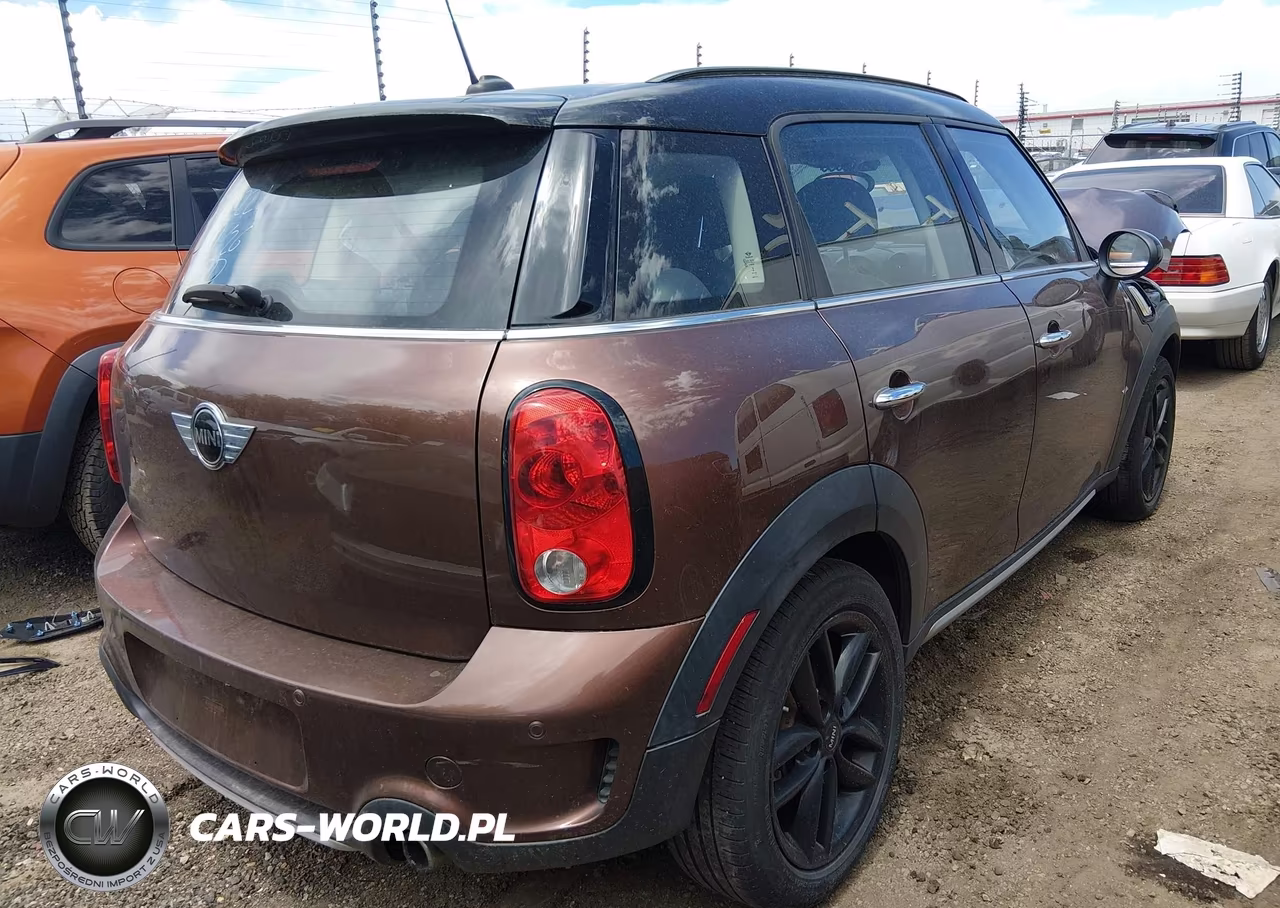 2016 Mini Countryman Cooper S VIN:WMWZC5C56GWU02368 - 4