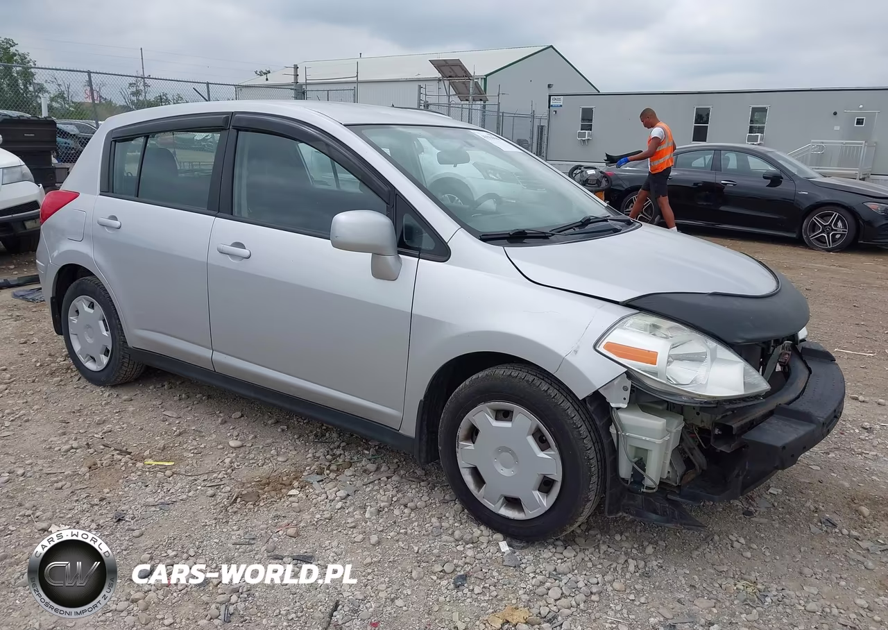 2011 Nissan Versa 1.8S