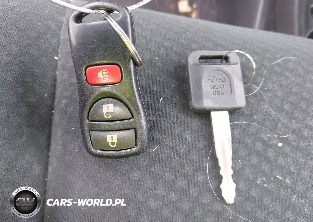 2011 Nissan Versa 1.8S VIN:3N1BC1CP0BL422664 - 11