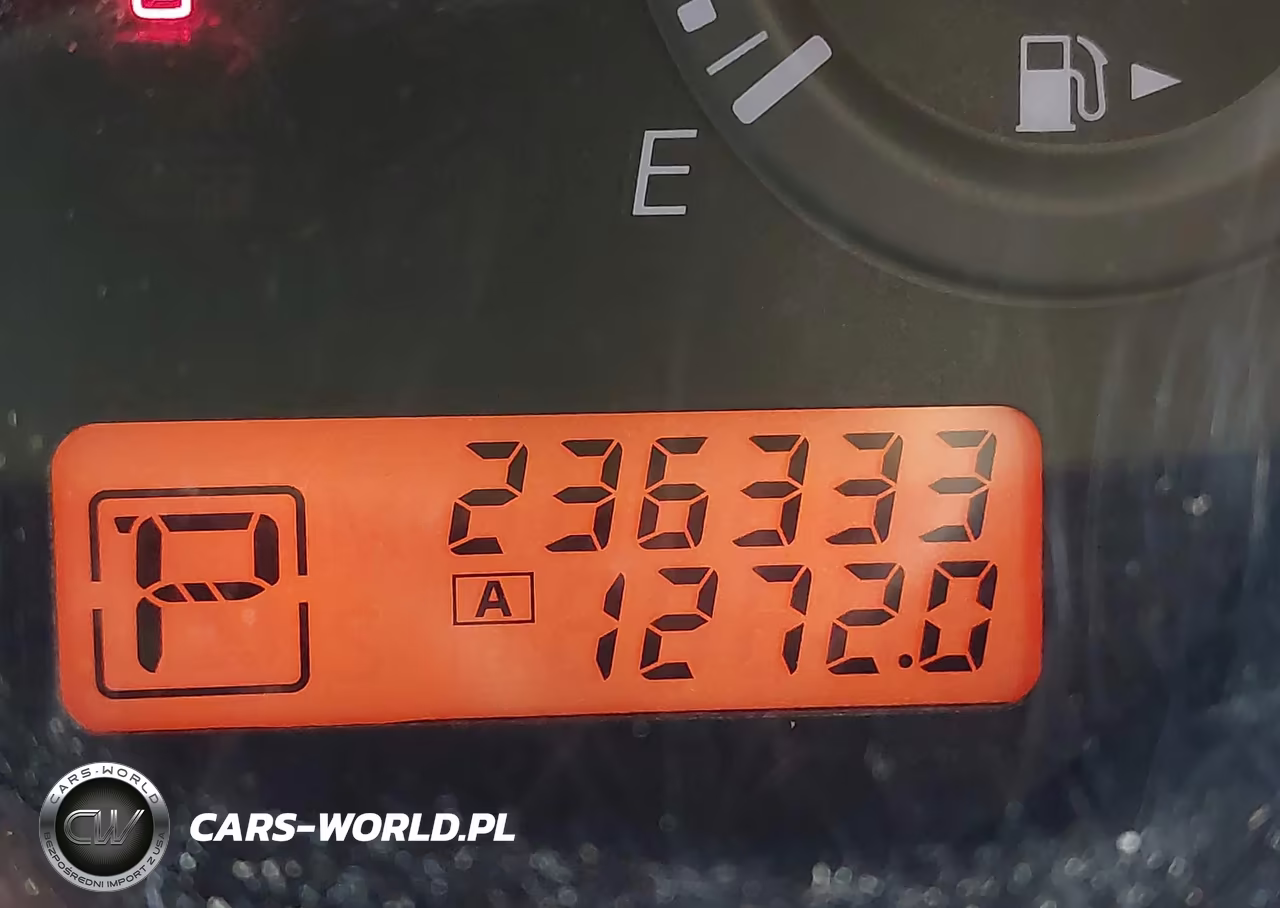 2011 Nissan Versa 1.8S VIN:3N1BC1CP0BL422664 - 16