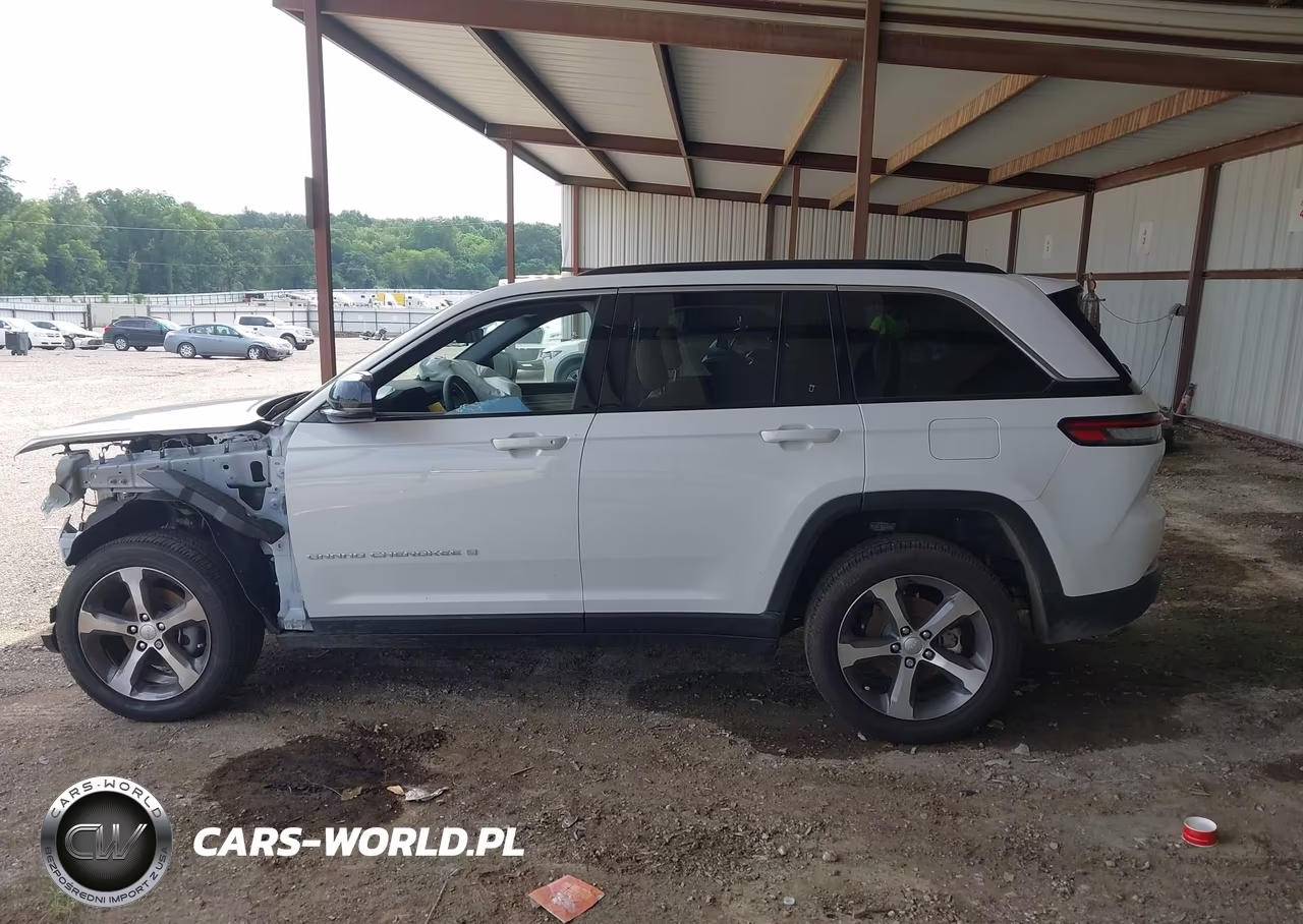2026 Jeep Grand Cherokee Limited 4X2 VIN:1C4RJGBR6TC197526 - 14