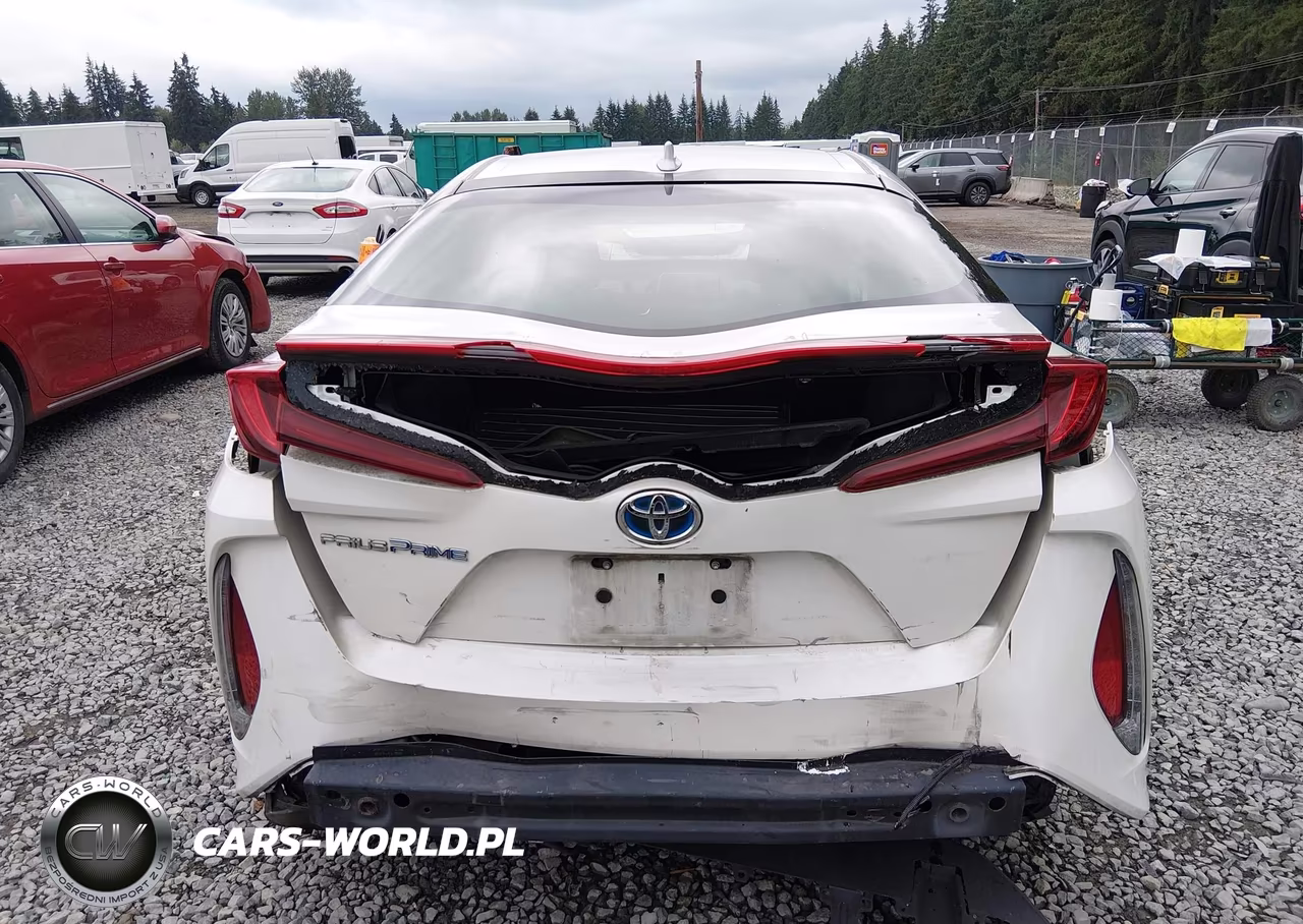 2017 Toyota Prius Prime Premium VIN:JTDKARFP4H3066463 - 16