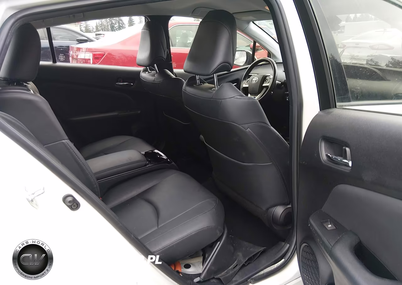 2017 Toyota Prius Prime Premium VIN:JTDKARFP4H3066463 - 18