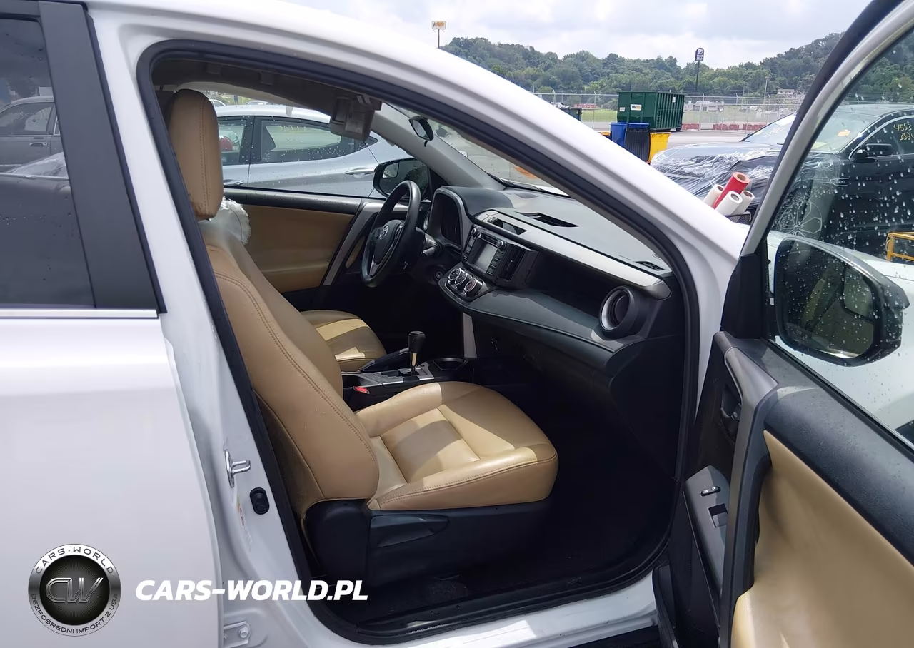 2018 Toyota Rav4 Le VIN:2T3ZFREV5JW430716 - 5