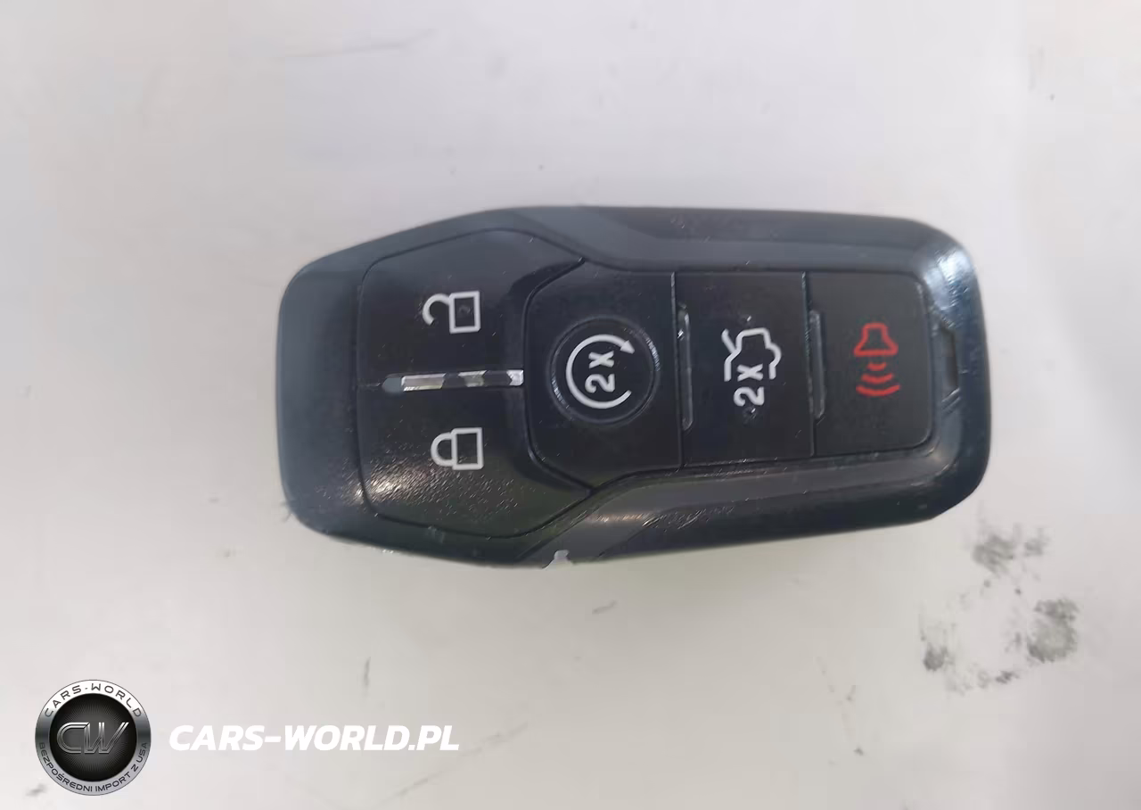 2015 Ford Fusion Hybrid Titanium VIN:3FA6P0RU1FR199019 - 11