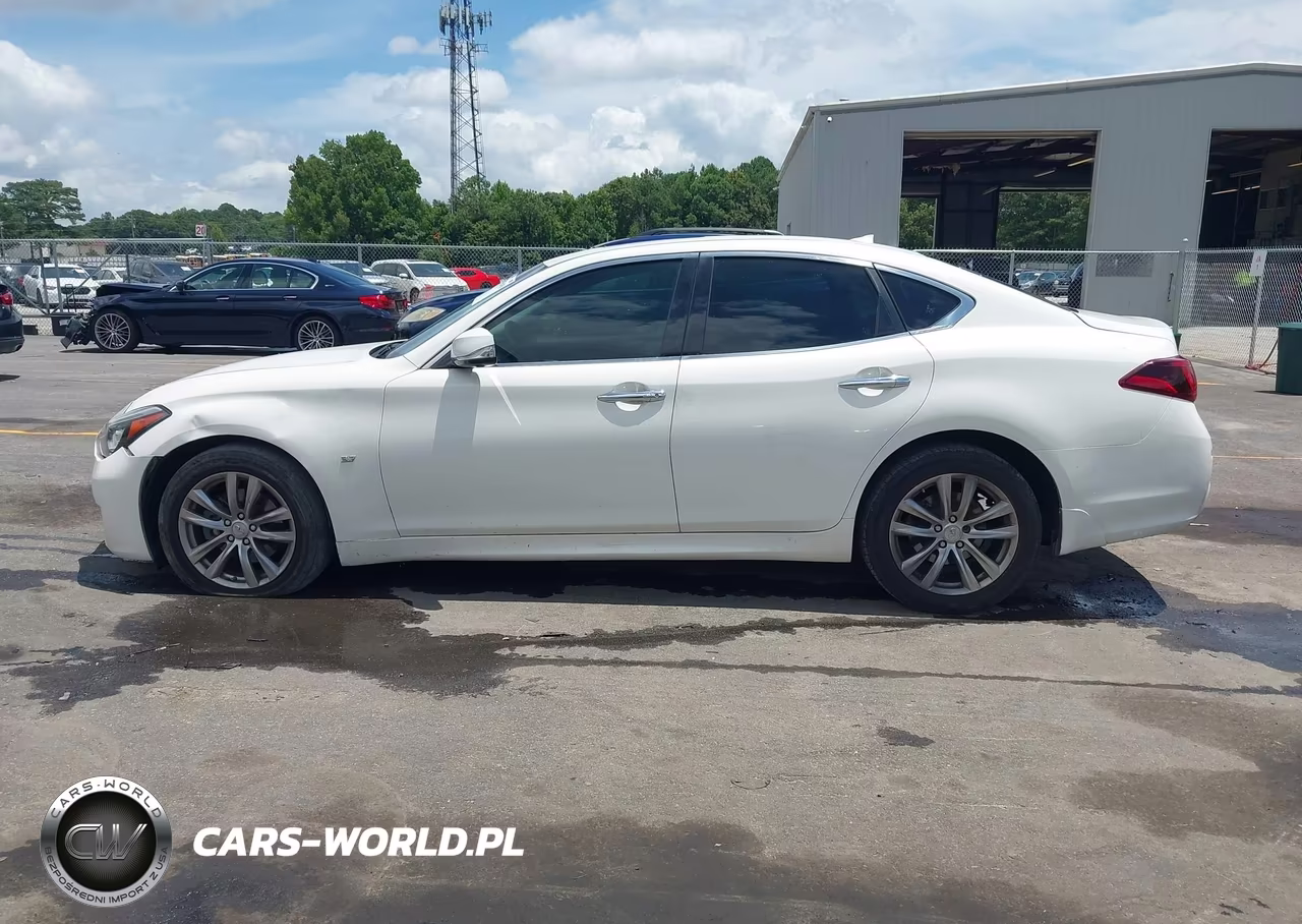 2015 Infiniti Q70 3.7 VIN:JN1BY1AP1FM541209 - 13