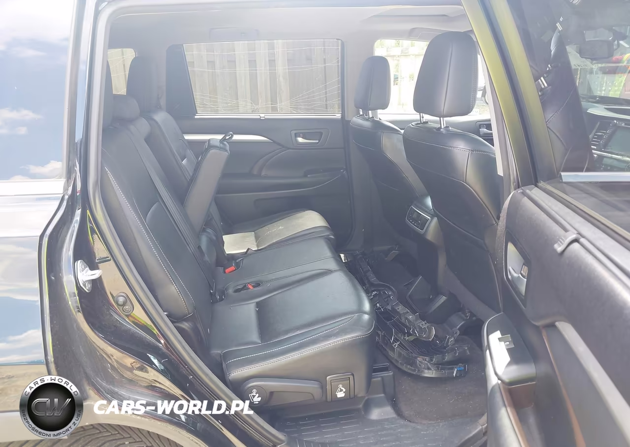 2015 Toyota Highlander Xle V6 VIN:5TDJKRFH7FS182821 - 8