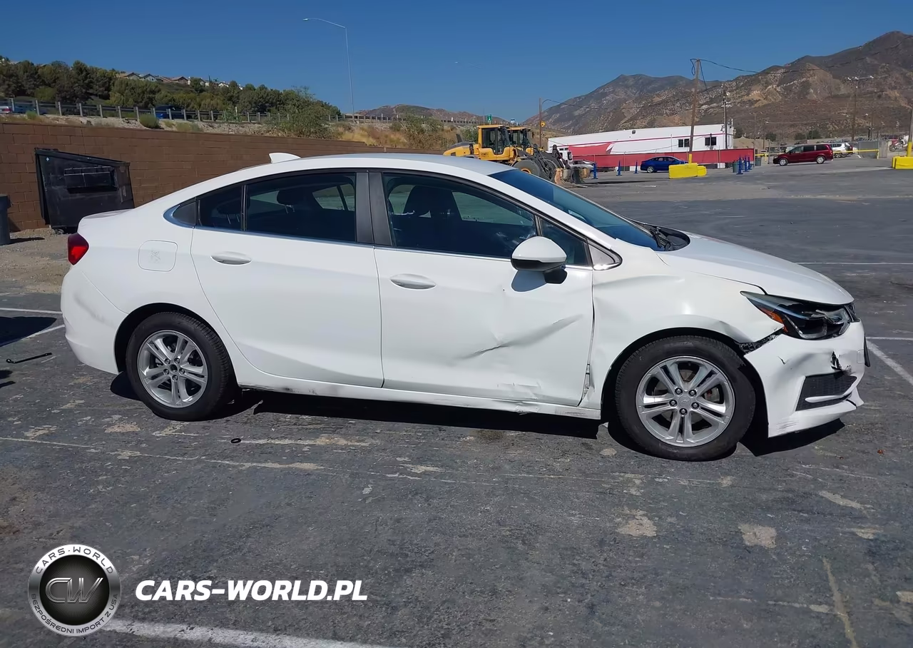 2018 Chevrolet Cruze Lt Auto VIN:1G1BE5SM7J7152446 - 13