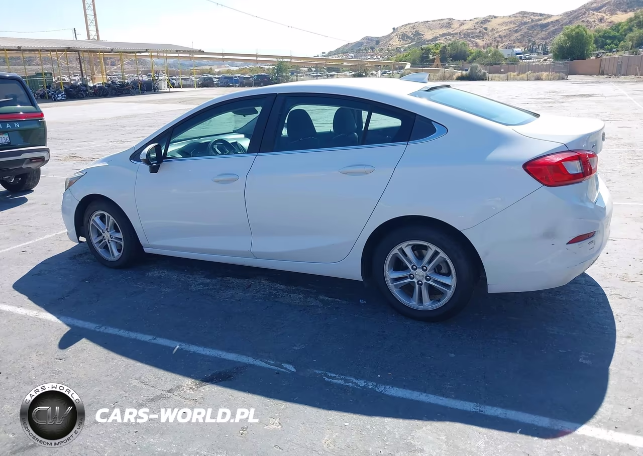 2018 Chevrolet Cruze Lt Auto VIN:1G1BE5SM7J7152446 - 14