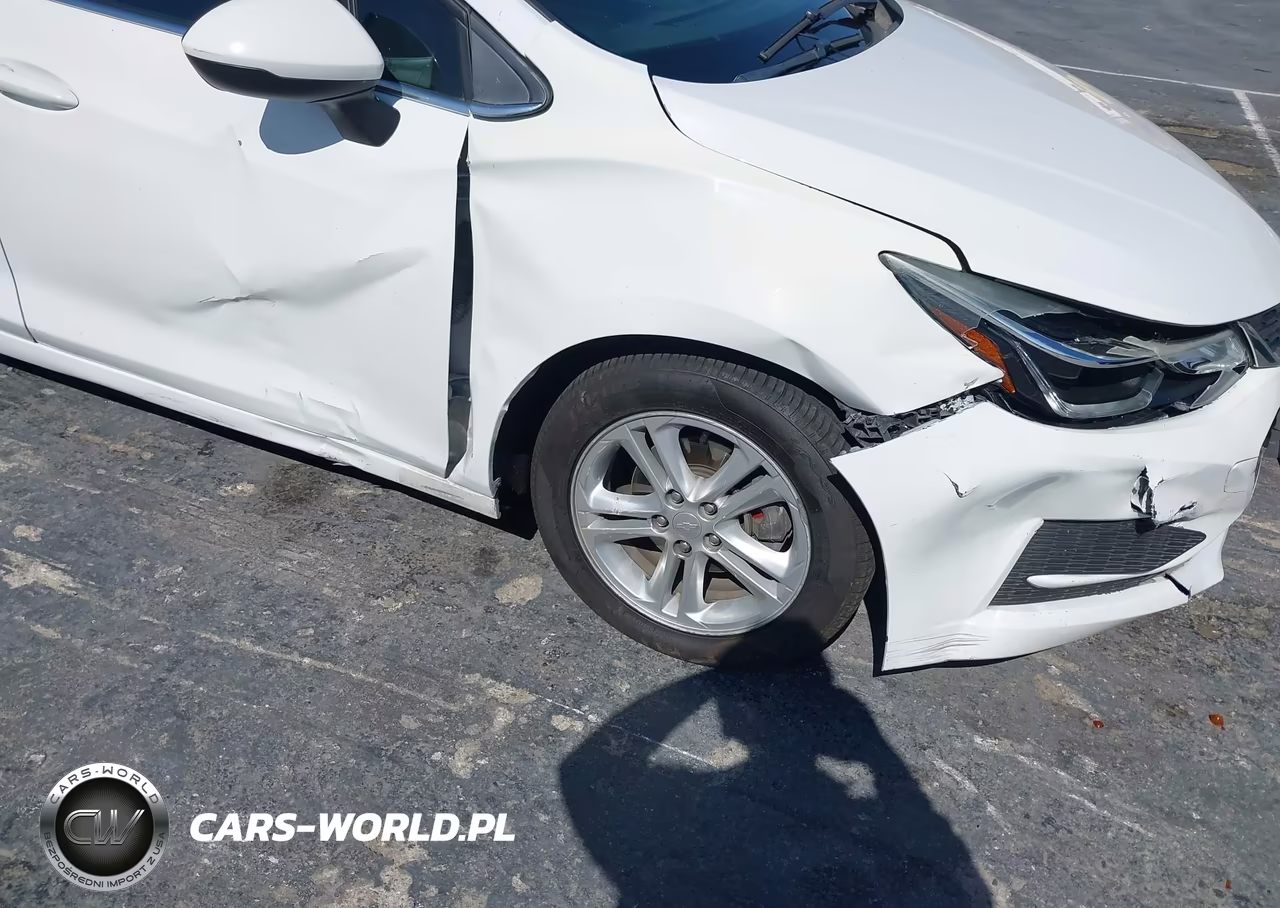 2018 Chevrolet Cruze Lt Auto VIN:1G1BE5SM7J7152446 - 6