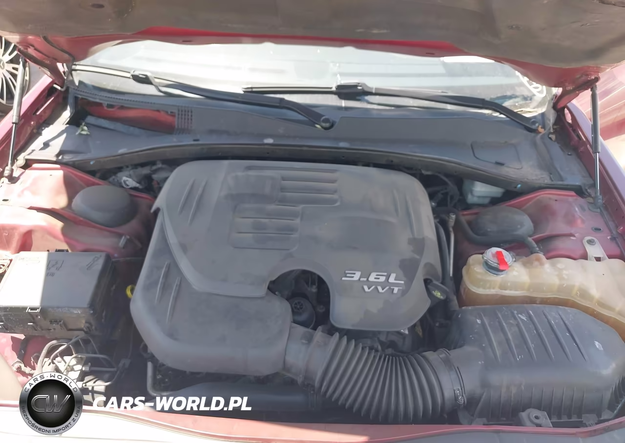 2012 Chrysler 300 VIN:2C3CCAAG9CH132880 - 10