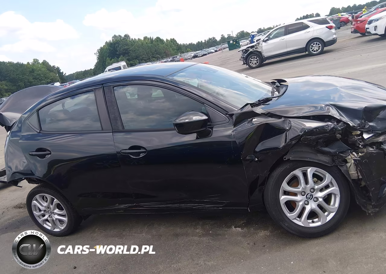 2018 Toyota Yaris Ia VIN:3MYDLBYV5JY308679 - 14