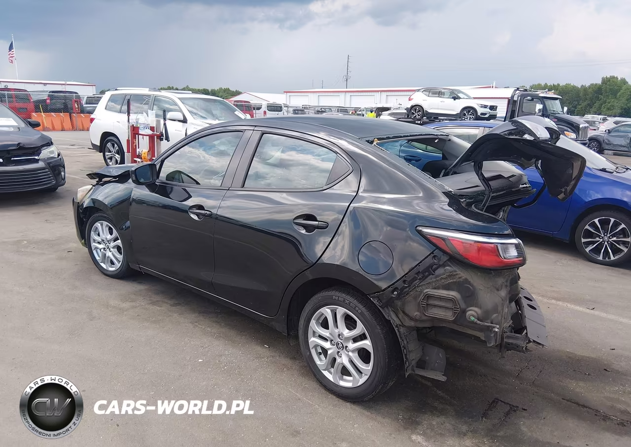2018 Toyota Yaris Ia VIN:3MYDLBYV5JY308679 - 3