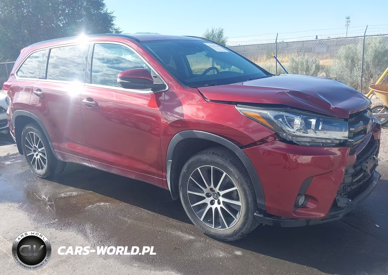 2017 Toyota Highlander Se – zdjęcie 1 z 17