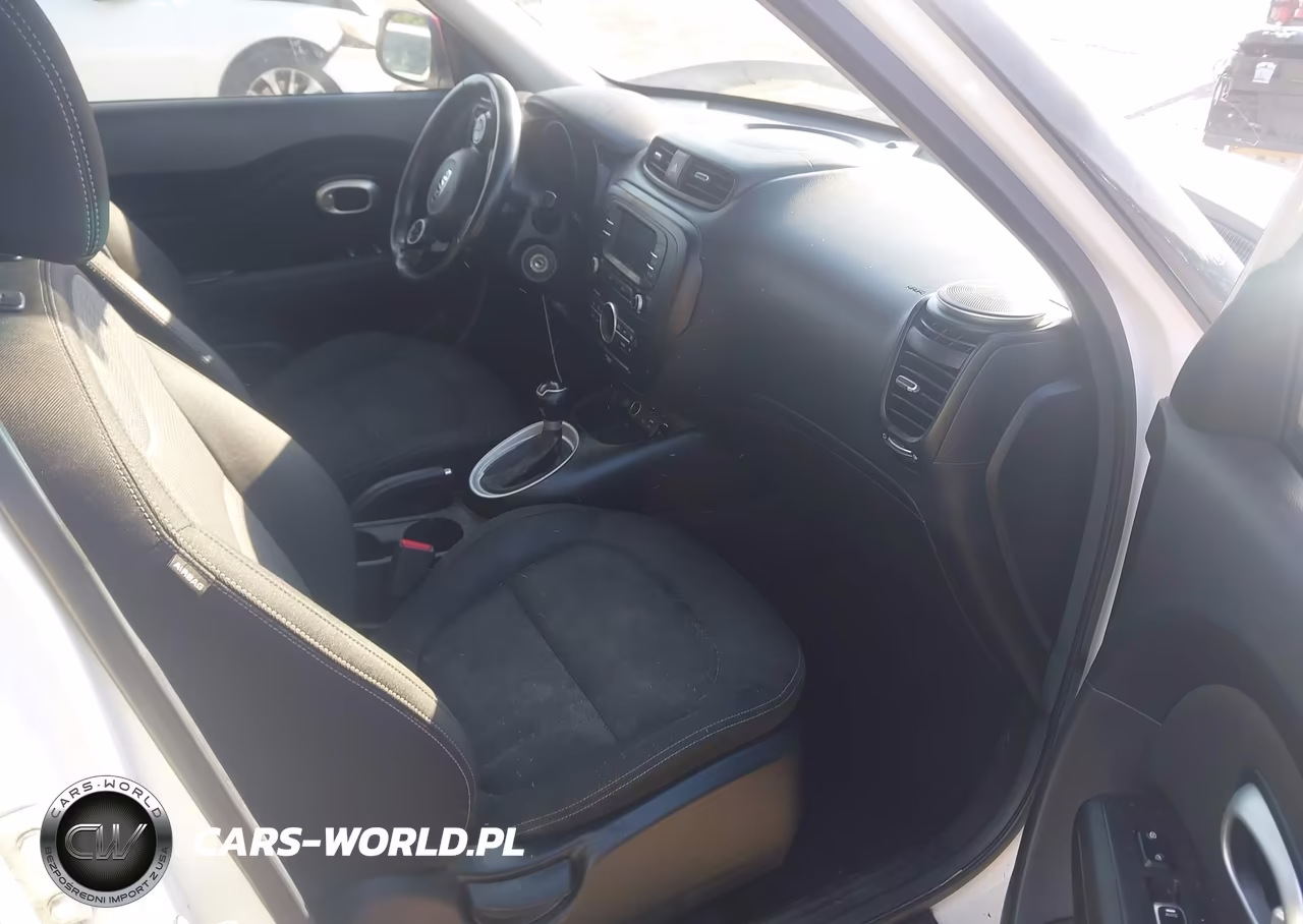 2017 Kia Soul + VIN:KNDJP3A51H7410563 - 5