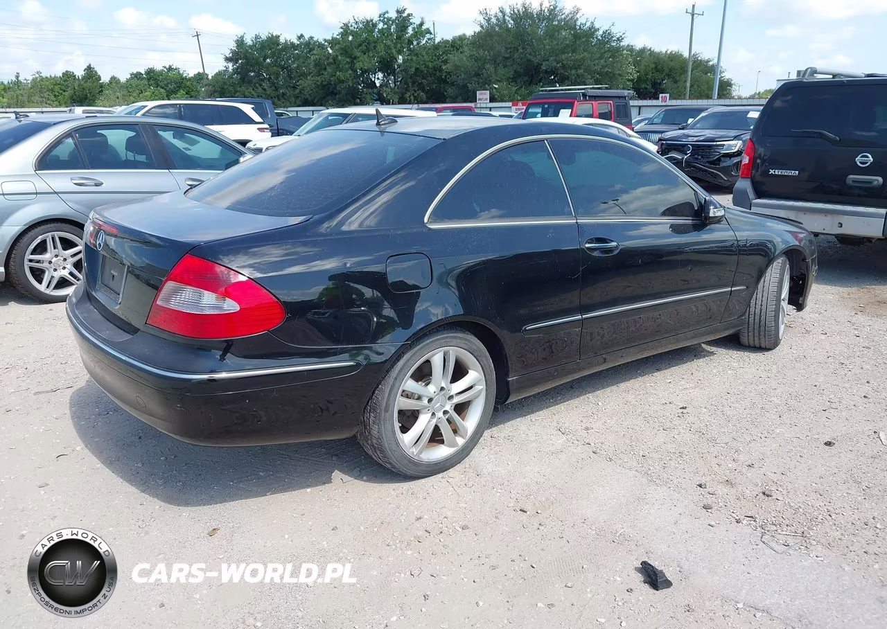 2008 Mercedes-Benz Clk 350 VIN:WDBTJ56H98F234407 - 4