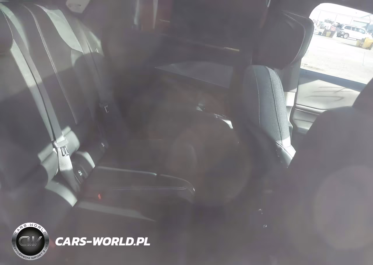 2024 Cadillac Lyriq Tech W-1Sa VIN:1GYKPMRK9RZ102125 - 8
